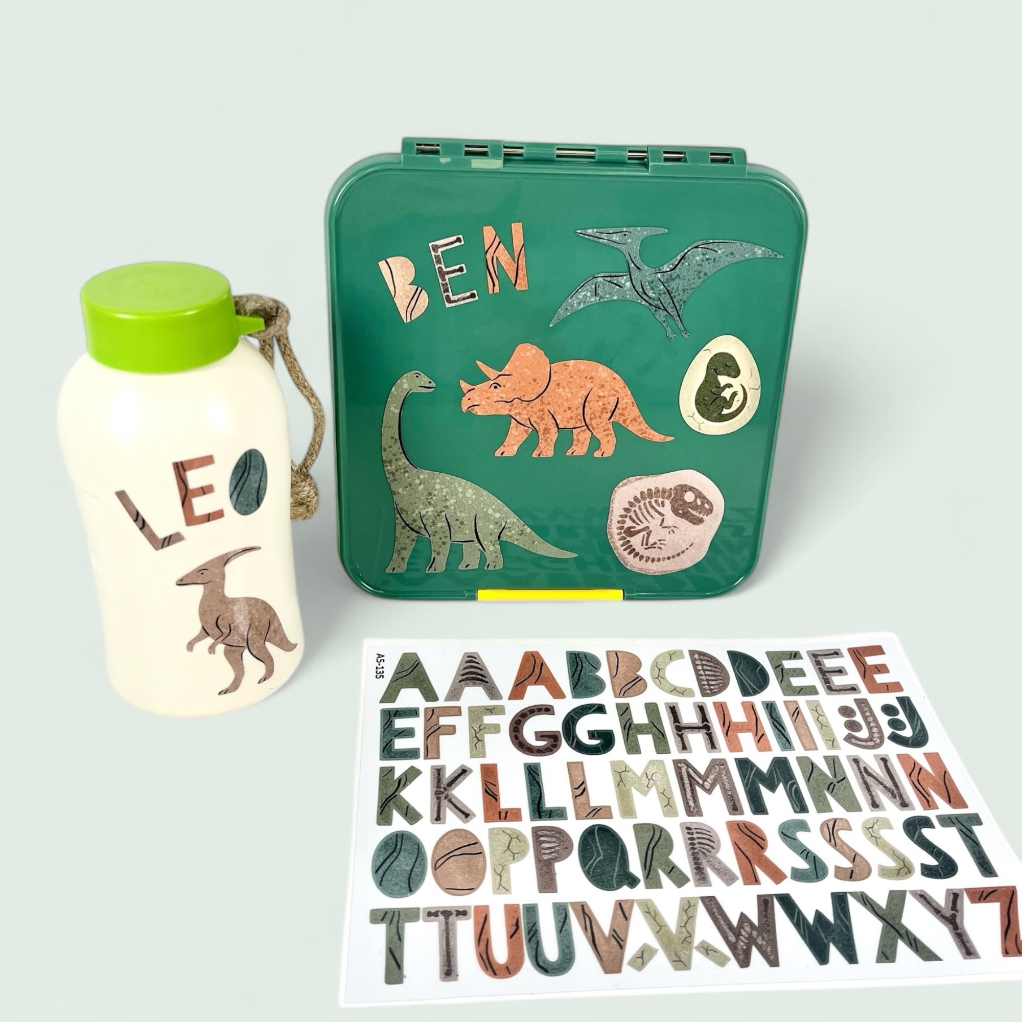 Buchstaben Sticker DINOSAURIER spülmaschinenfest – Brotdosen & Trinkflaschen personalisieren