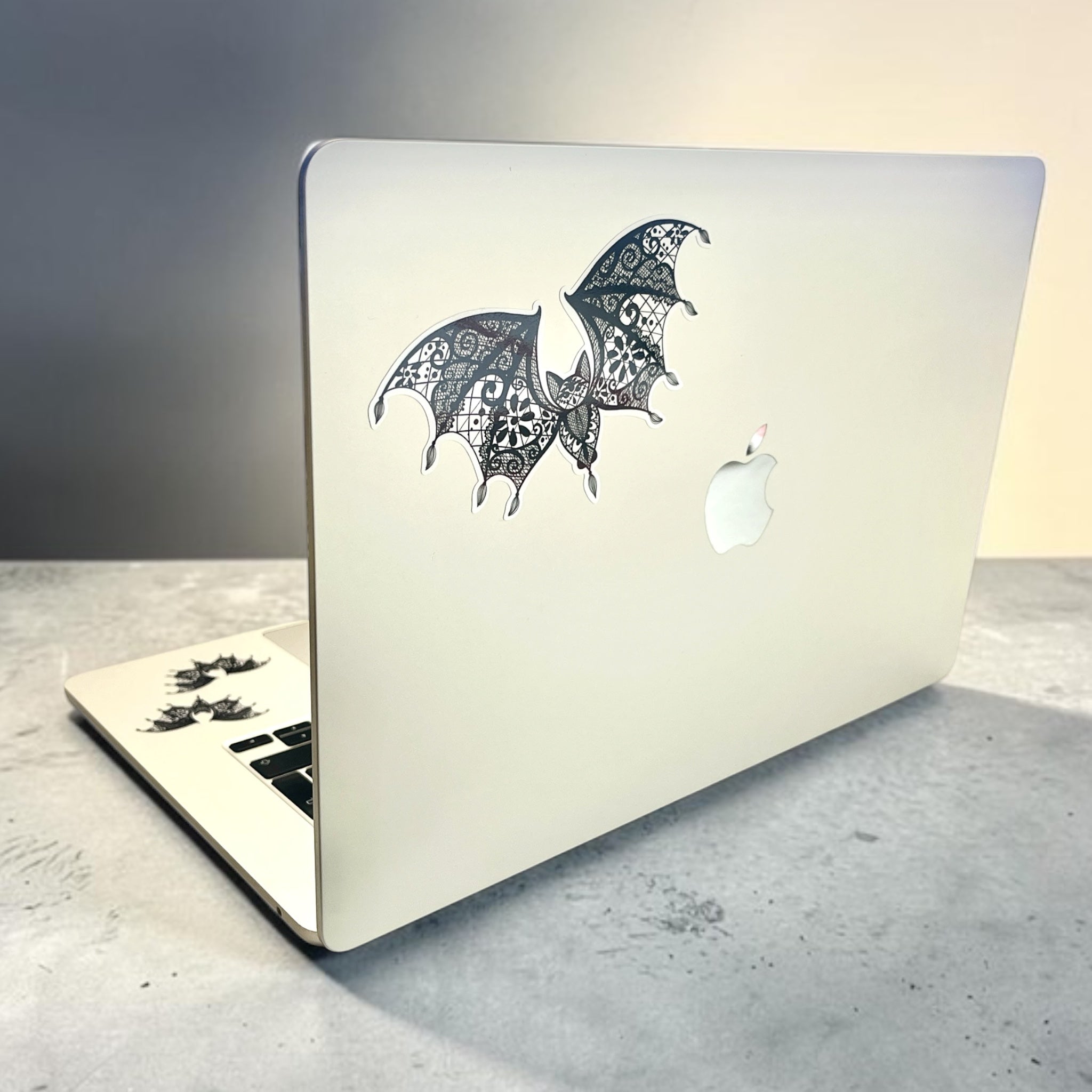 Fledermaus Sticker – Gothic für Laptop und Büro