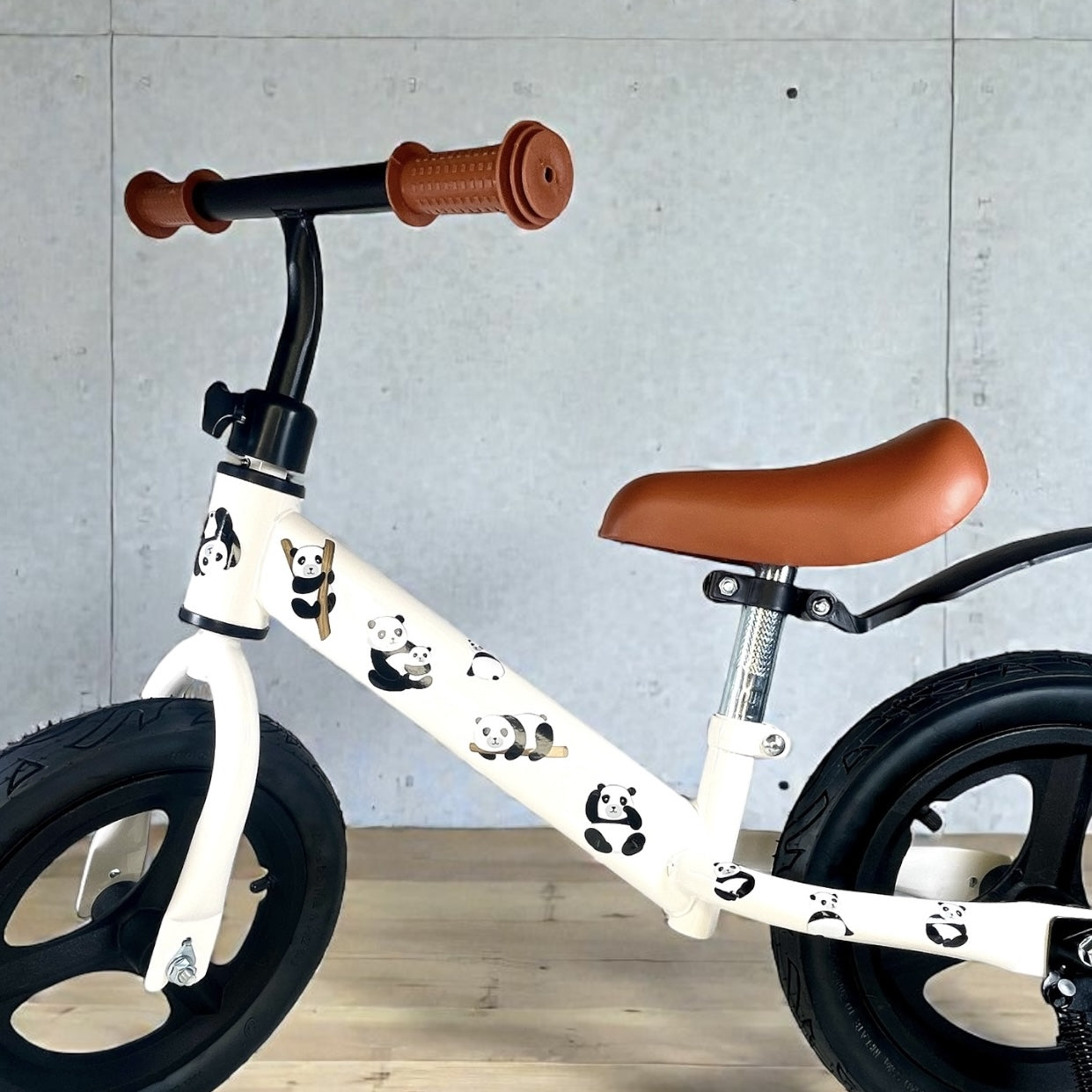 Fahrradaufkleber Panda - wetterfeste Sticker für Laufrad Kinderfahrrad Helm